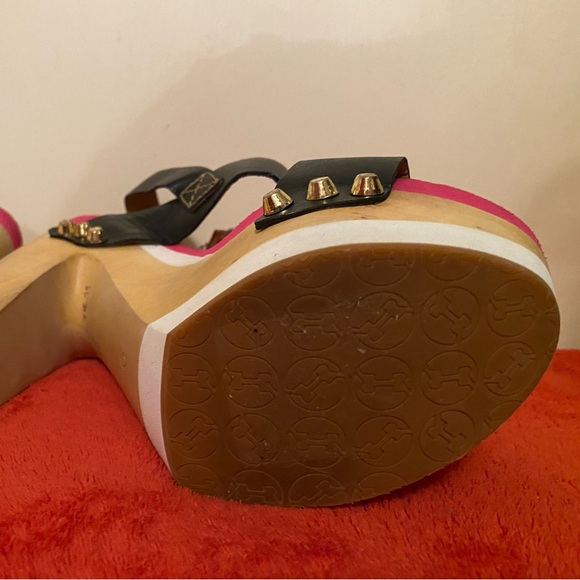 Flogg Platform Sandals (display model) - Picture 11 of 13